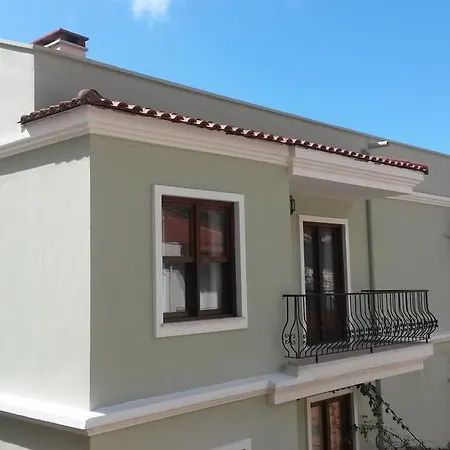 Dom wakacyjny Levent Holiday House *